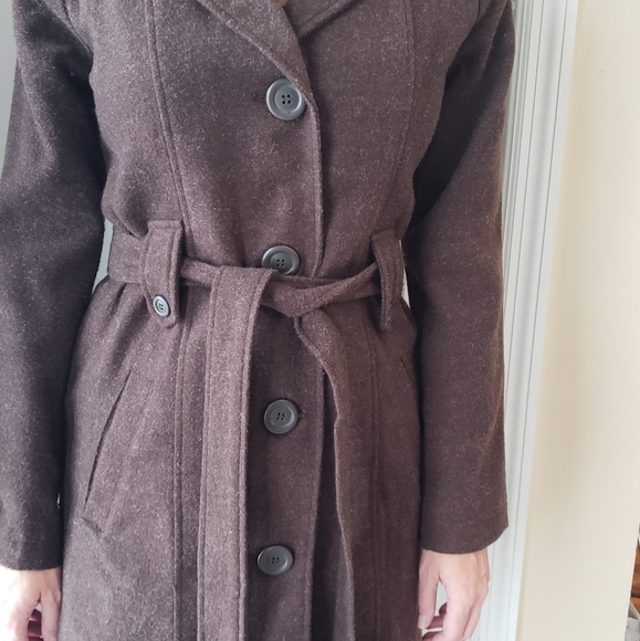 Brown jacket - Picture 2 of 2